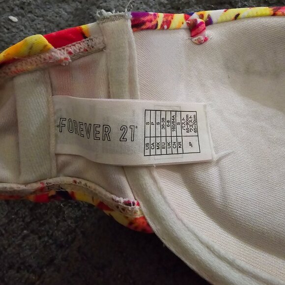 Forever 21 strapless bikini top - Picture 3 of 5